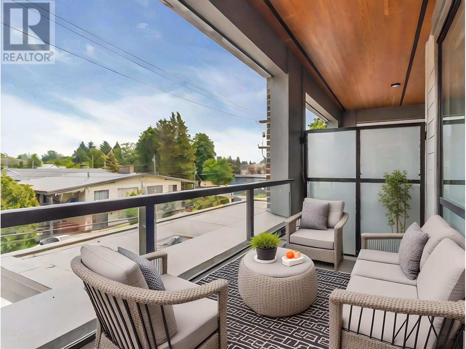 307 7599 15 Street, Burnaby, British Columbia  V3N 0H9 - Photo 7 - R3016426