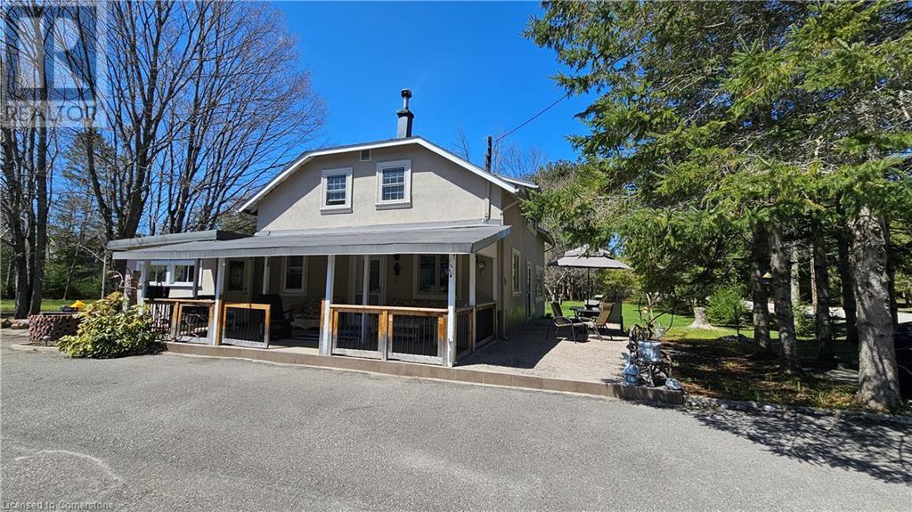 Property at 640 TINY BEACHES Road N image 2