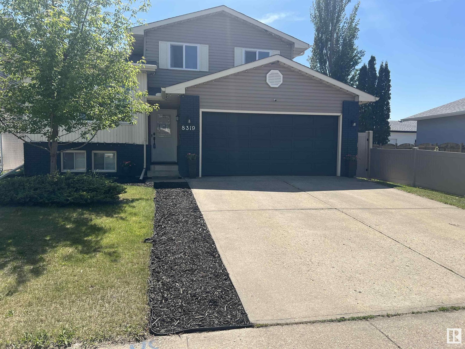 Property at 8319 152B AV NW image 1