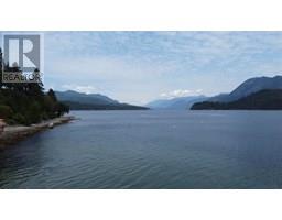 6340 N Gale Avenue, Sechelt, Ca