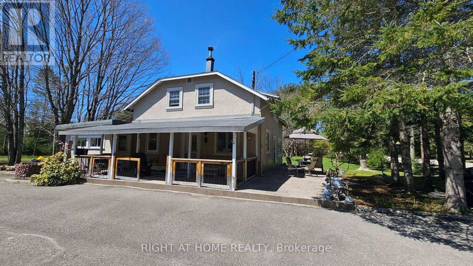 Property at 640 TINY BEACHES ROAD N image 2