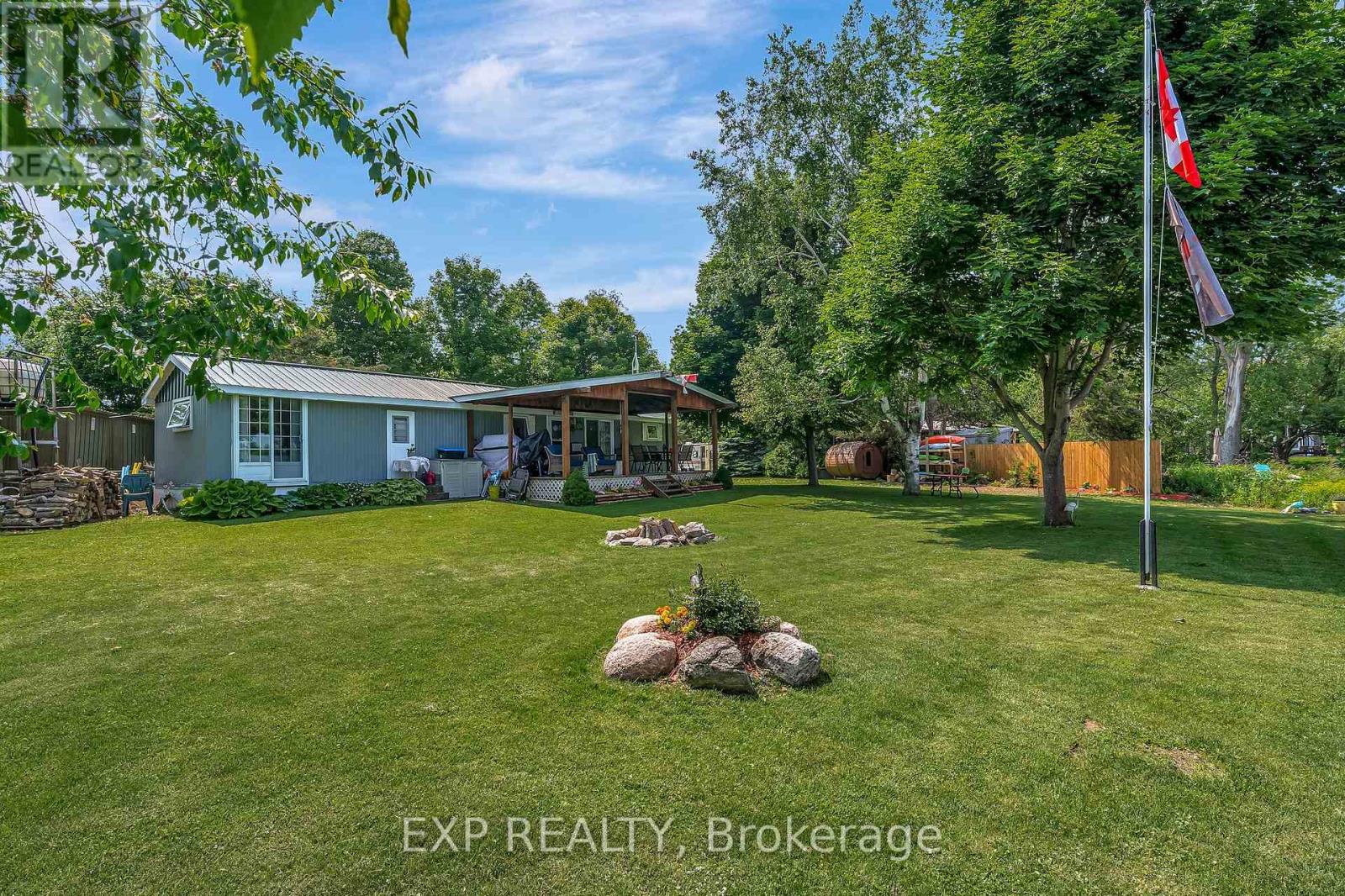 85 Pirates Cove Lane, Prince Edward County (South Marysburg Ward), Ontario  K0K 2T0 - Photo 14 - X12231120