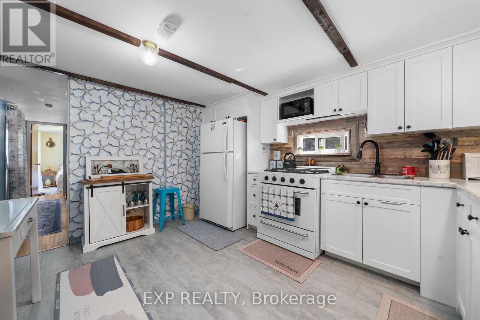 85 Pirates Cove Lane, Prince Edward County (South Marysburg Ward), Ontario  K0K 2T0 - Photo 18 - X12231120