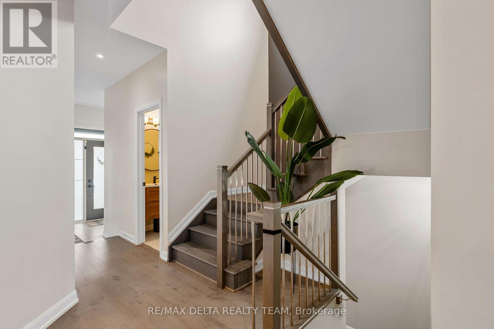 Property at 252 AQUARIUM AVENUE image 4