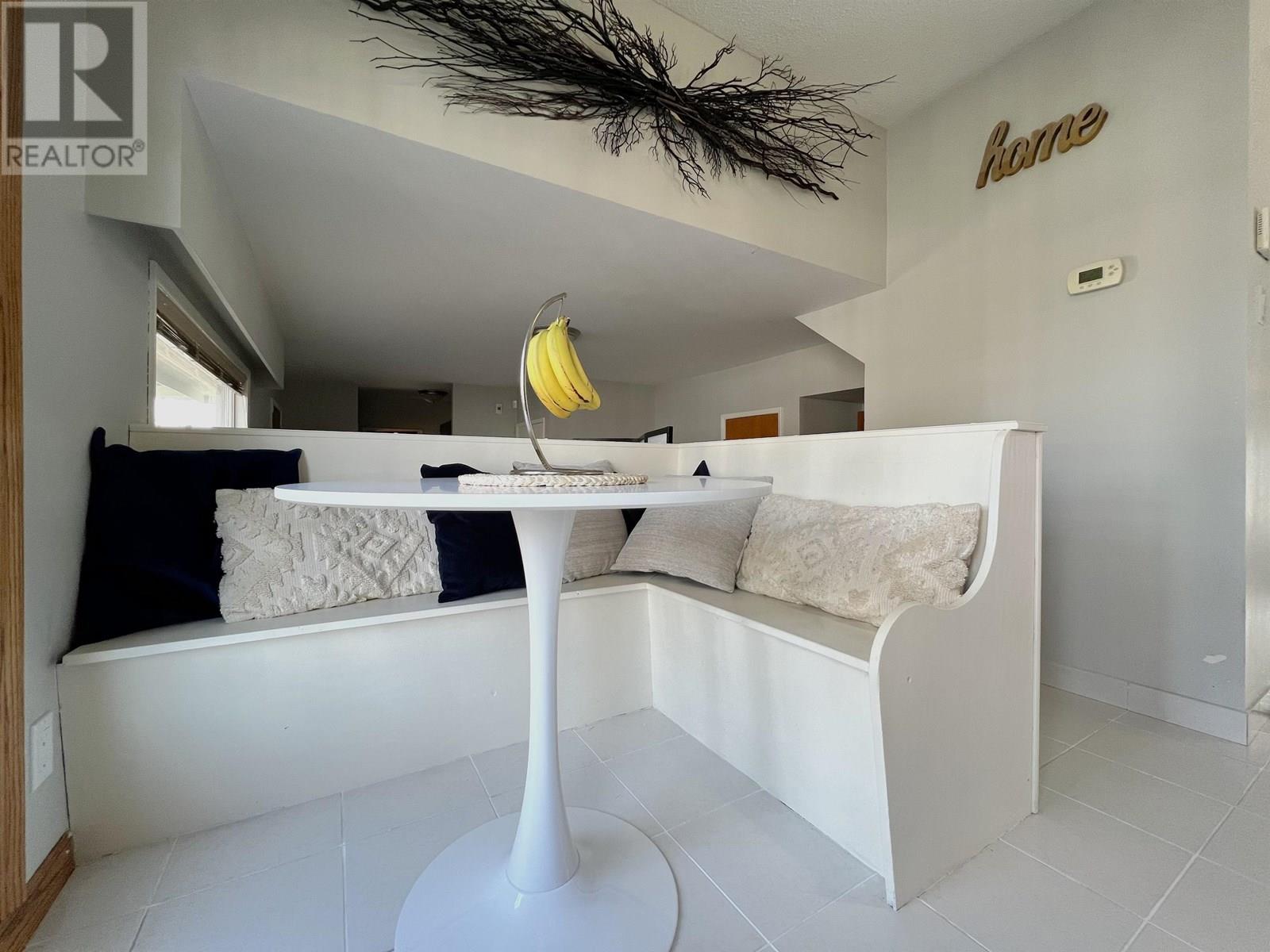 Property at 1722 CARNEY STREET image 4