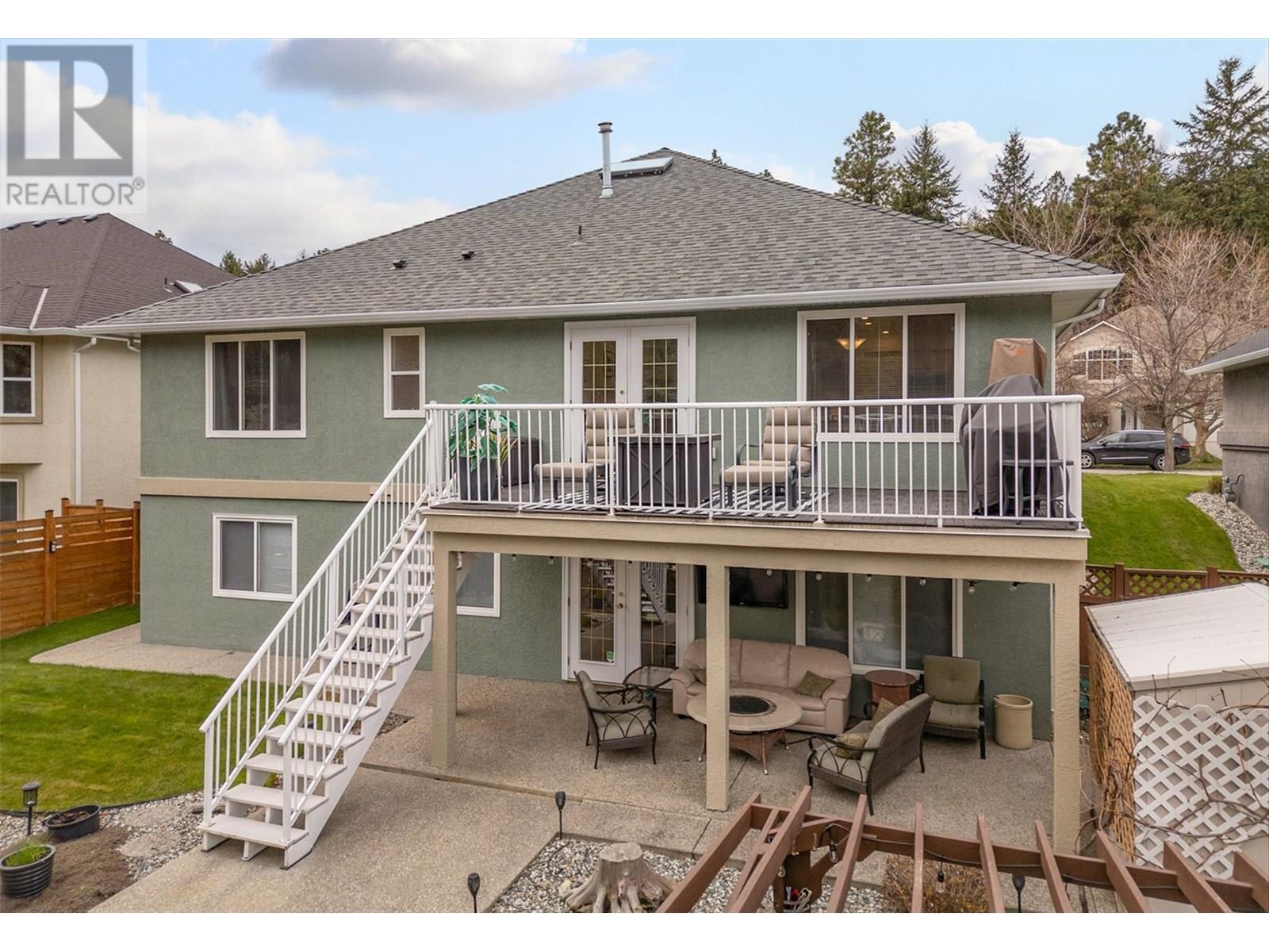 Property at 355 Woodpark Crescent image 2