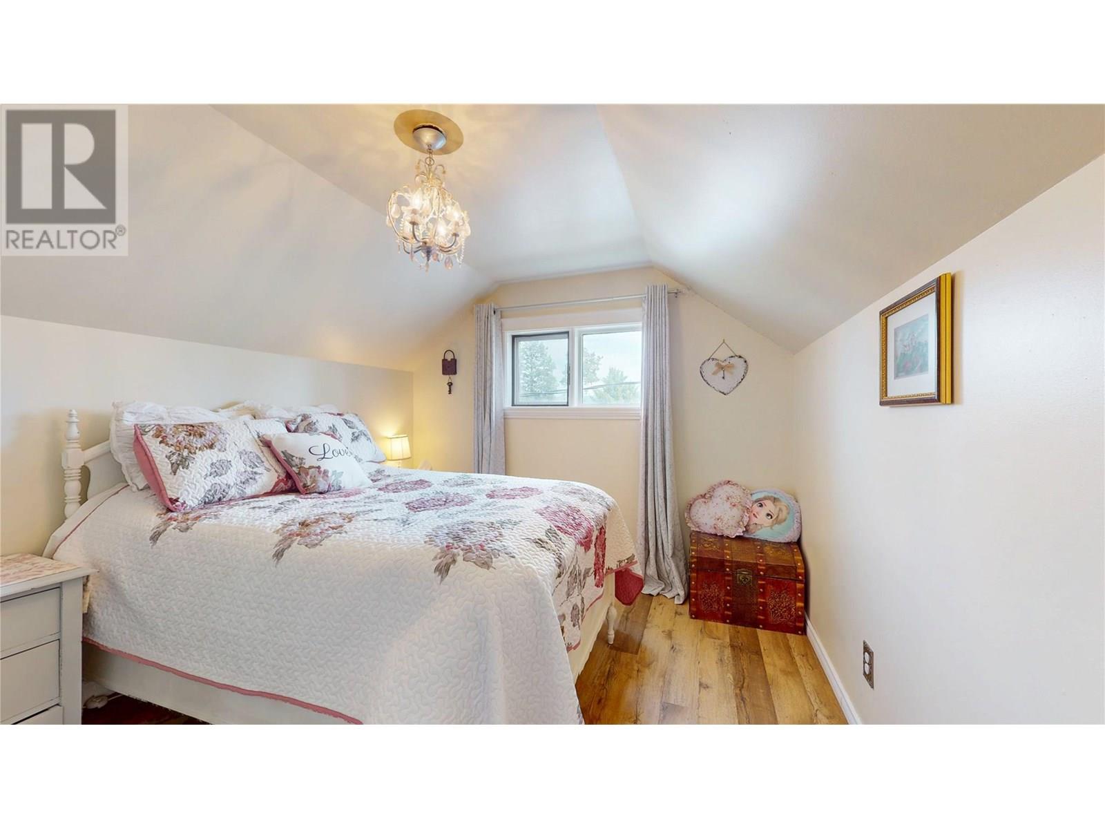 300 7th Street S, Cranbrook, British Columbia  V1C 1M7 - Photo 18 - 10352225