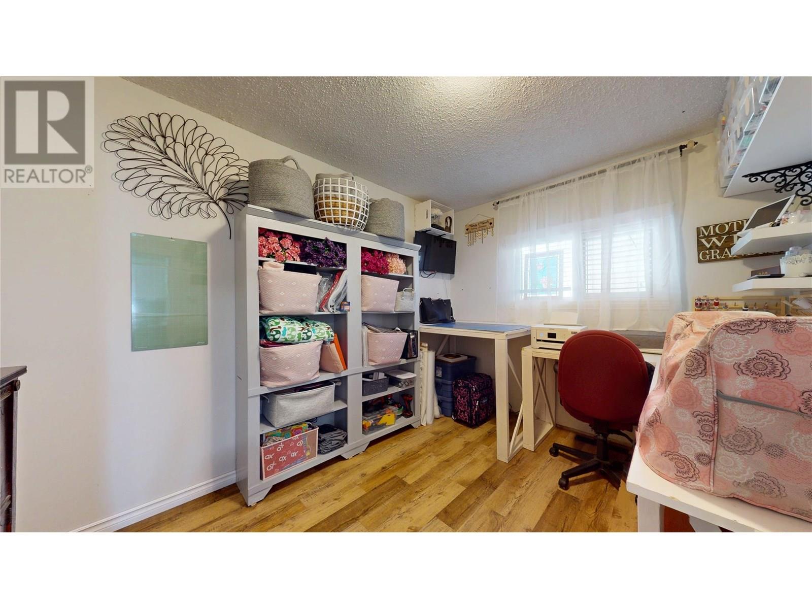 300 7th Street S, Cranbrook, British Columbia  V1C 1M7 - Photo 14 - 10352225