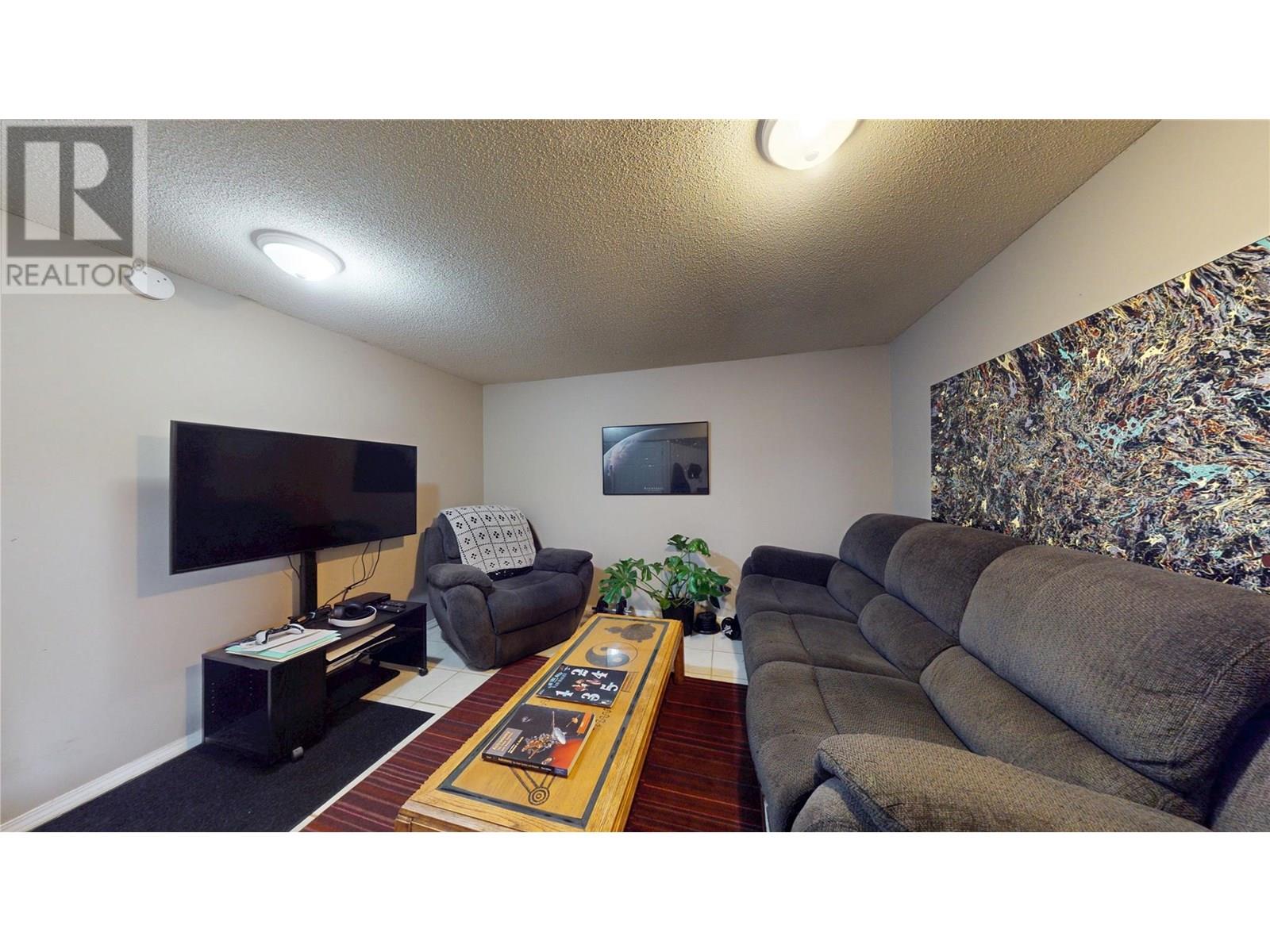 300 7th Street S, Cranbrook, British Columbia  V1C 1M7 - Photo 23 - 10352225