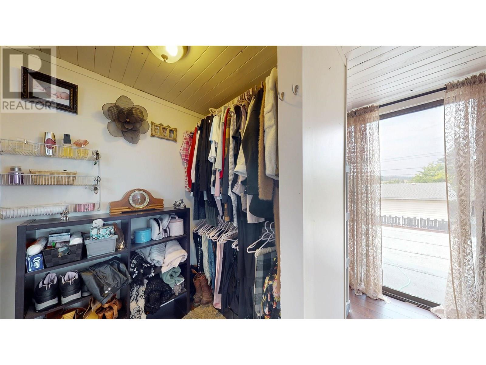 300 7th Street S, Cranbrook, British Columbia  V1C 1M7 - Photo 16 - 10352225