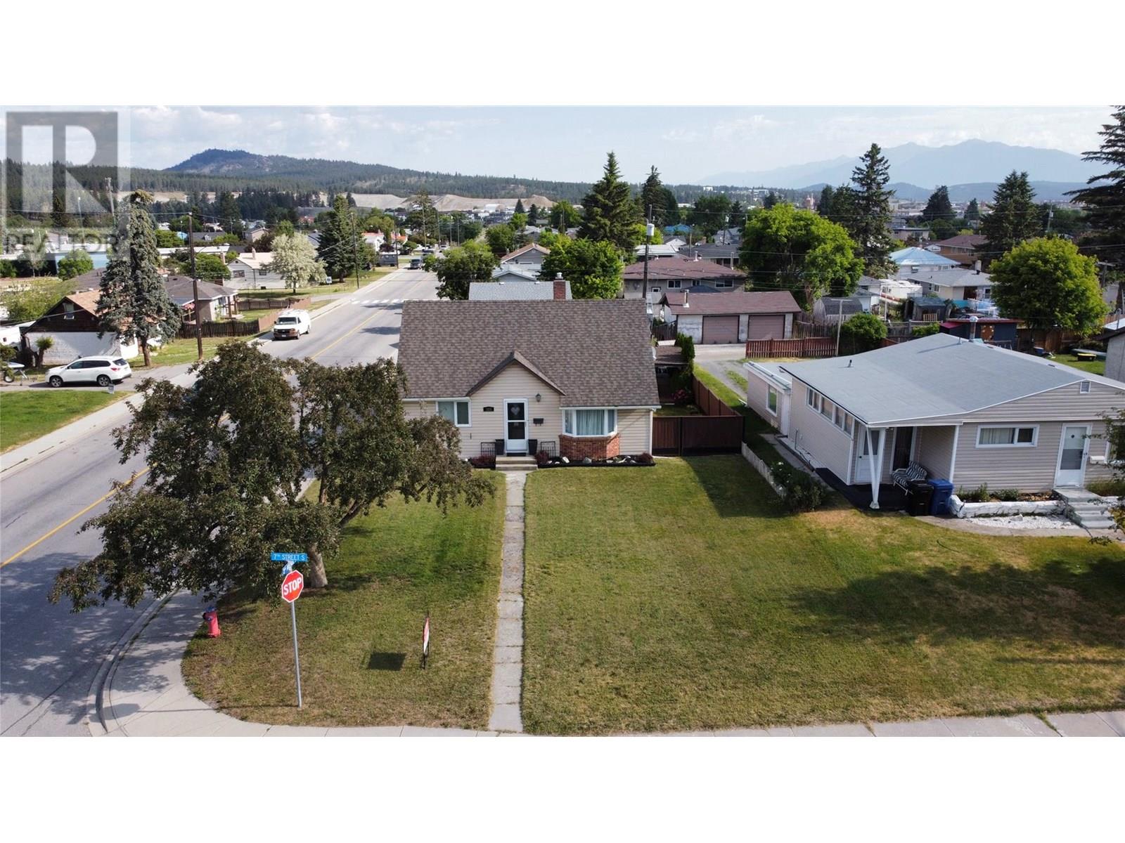 300 7th Street S, Cranbrook, British Columbia  V1C 1M7 - Photo 33 - 10352225