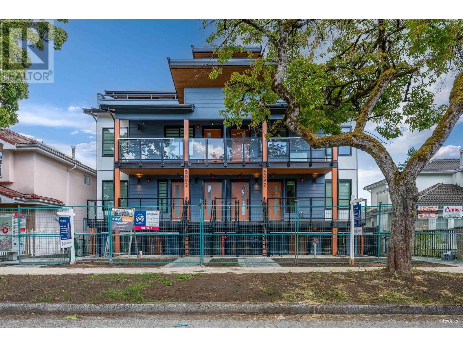 204 5092 SLOCAN STREET, vancouver, British Columbia V5R2A5