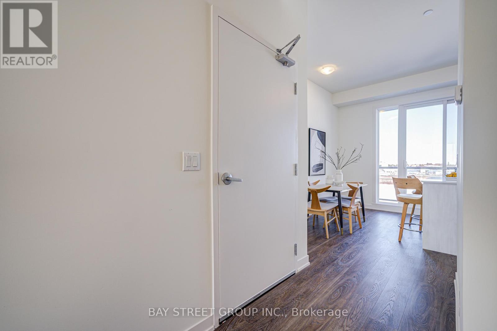 Property at 602 - 7 STECKLEY HOUSE LANE image 5