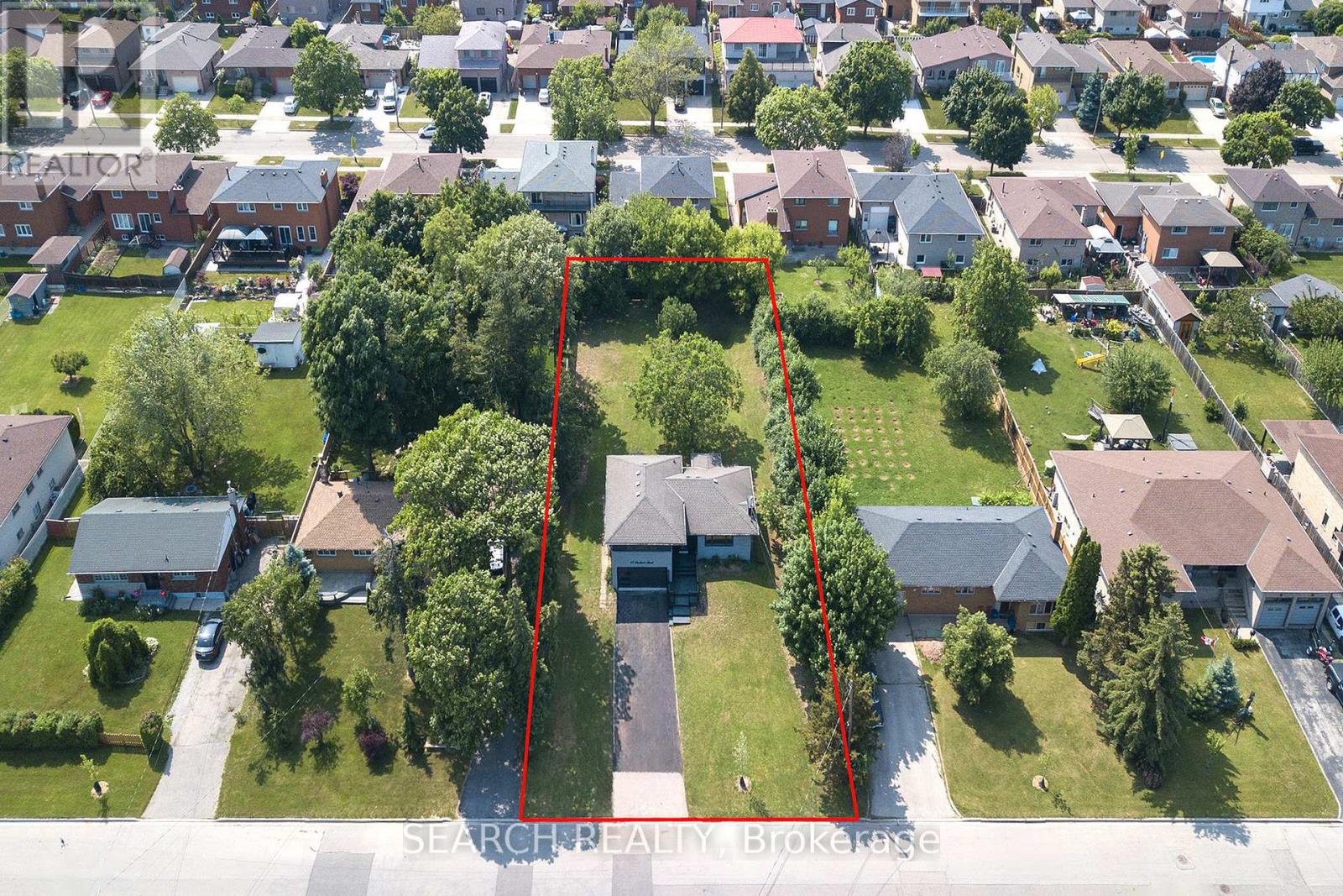Property at 63 DEERHURST ROAD image 3