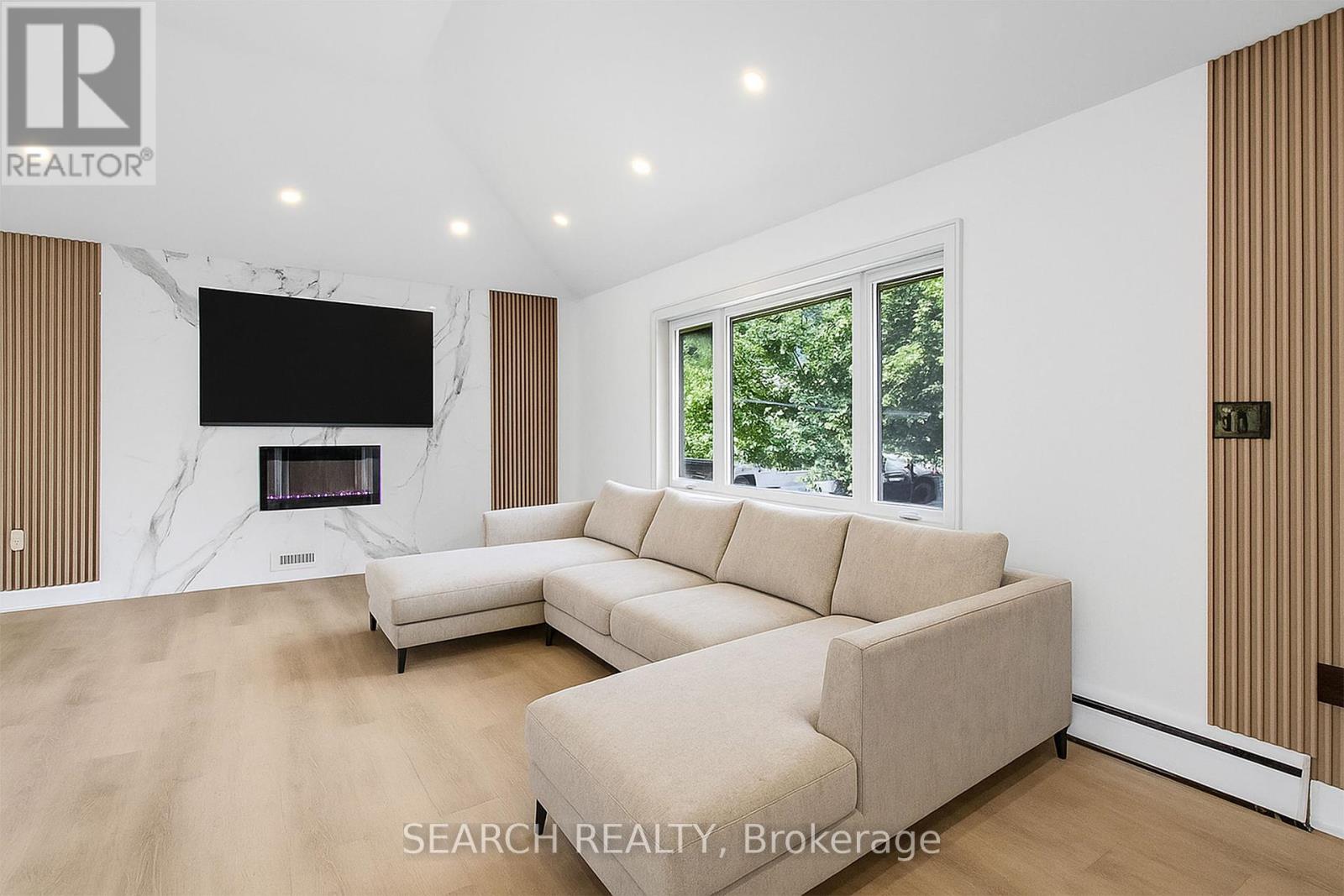 Property at 63 DEERHURST ROAD image 5