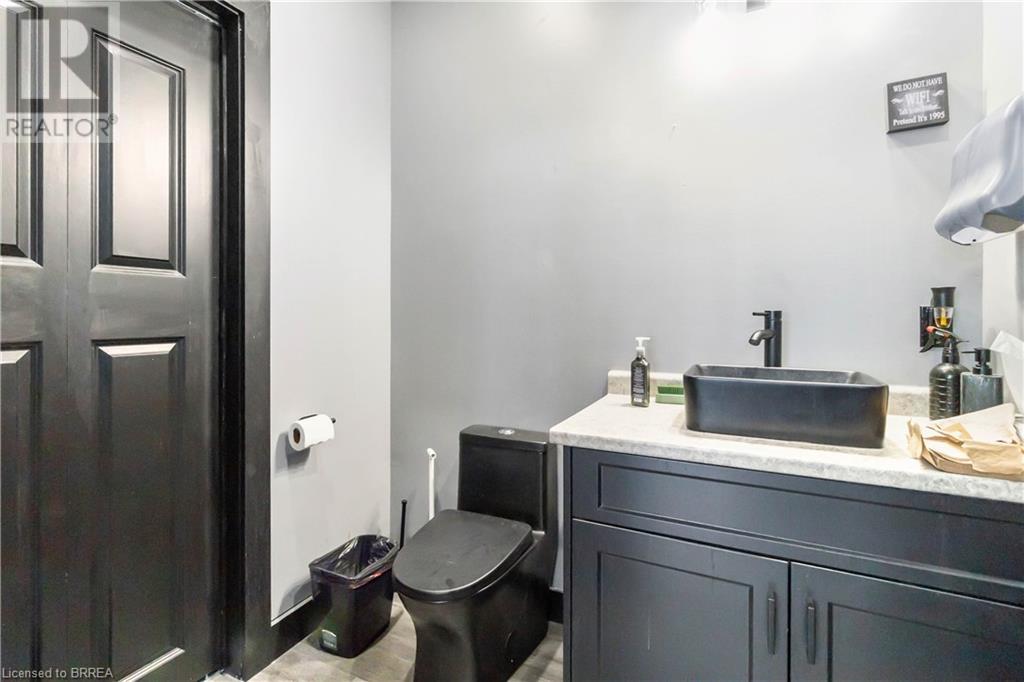 14 Dalhousie Street, Brantford, Ontario  N3T 2H7 - Photo 13 - 40720054