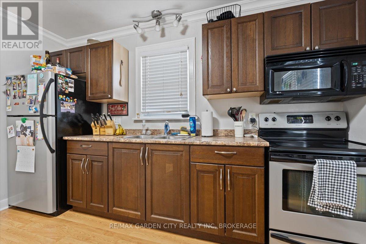 4077 Hickson Avenue, Niagara Falls, Ontario  L2E 3K1 - Photo 17 - X12231248