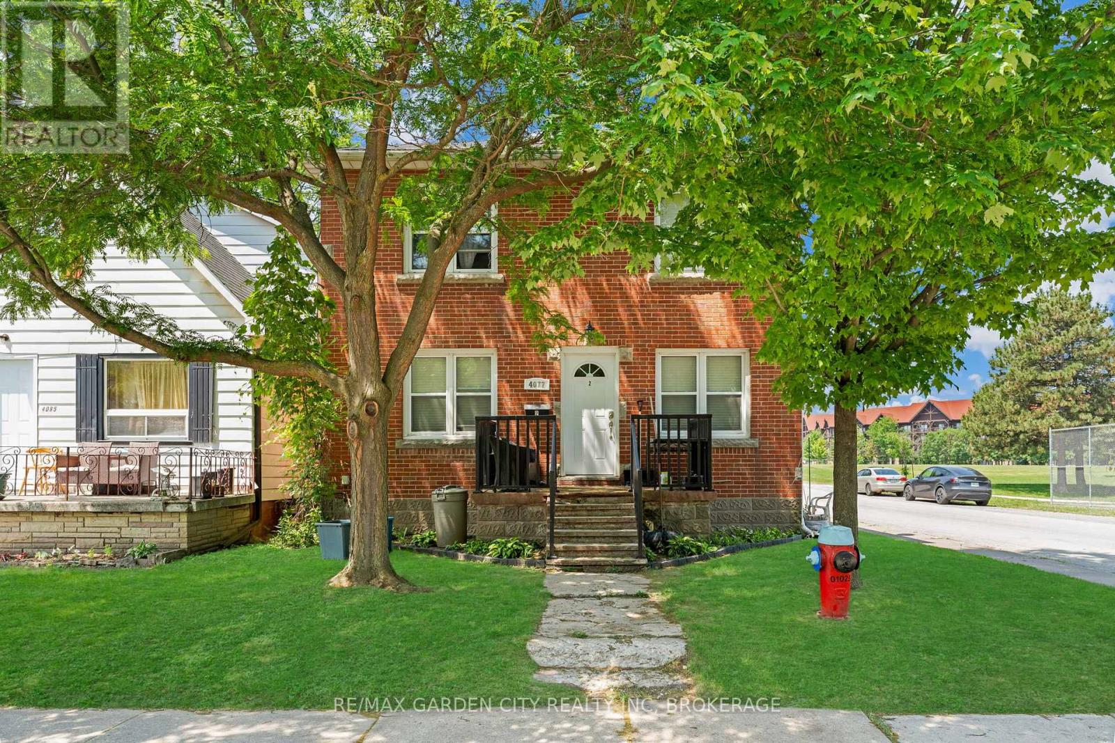 Property at 4077 HICKSON AVENUE image 2