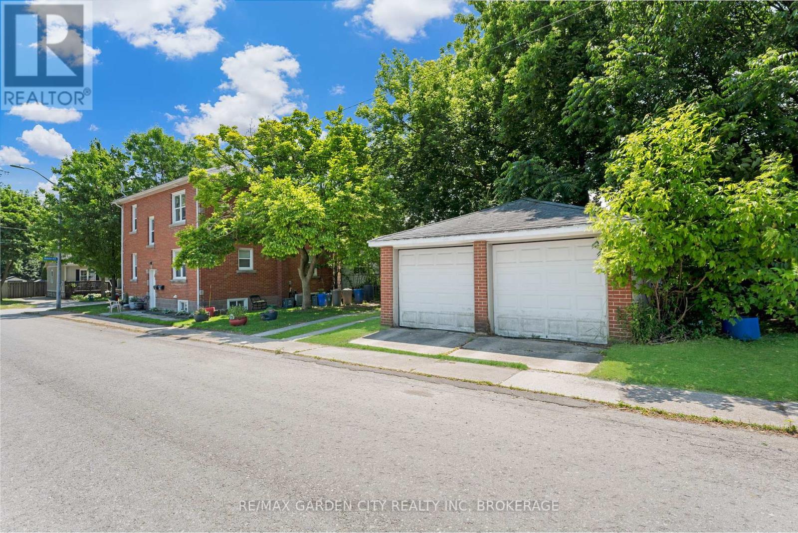 Property at 4077 HICKSON AVENUE image 5