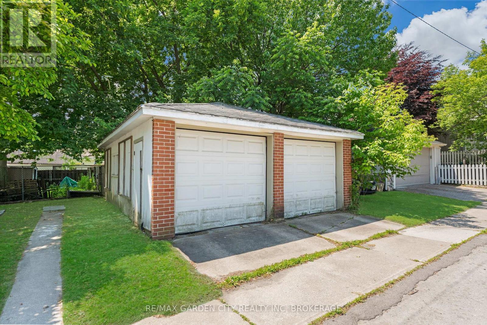 4077 Hickson Avenue, Niagara Falls, Ontario  L2E 3K1 - Photo 8 - X12231248