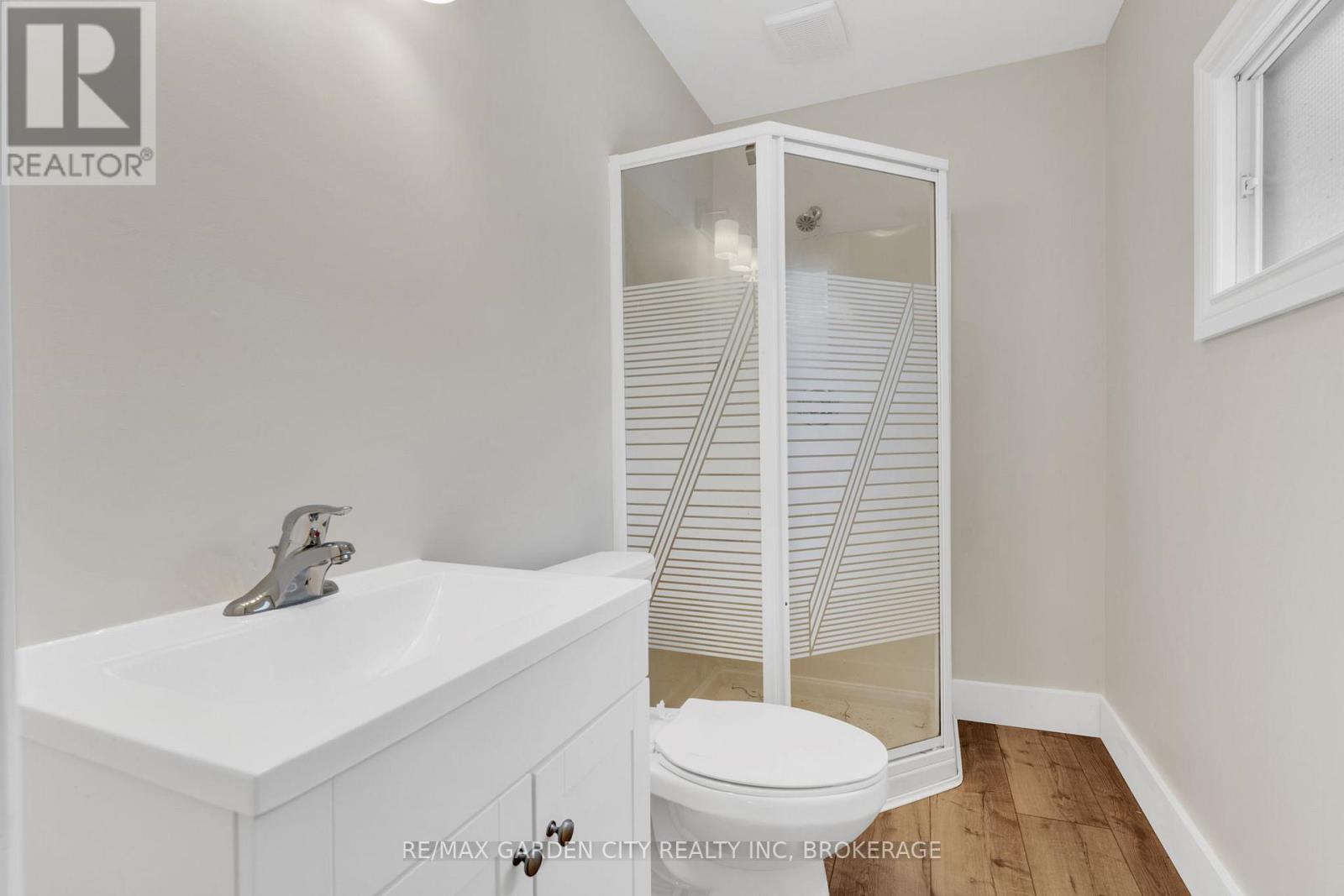 4208 Terrace Avenue, Niagara Falls, Ontario  L2E 3J4 - Photo 17 - X12231249