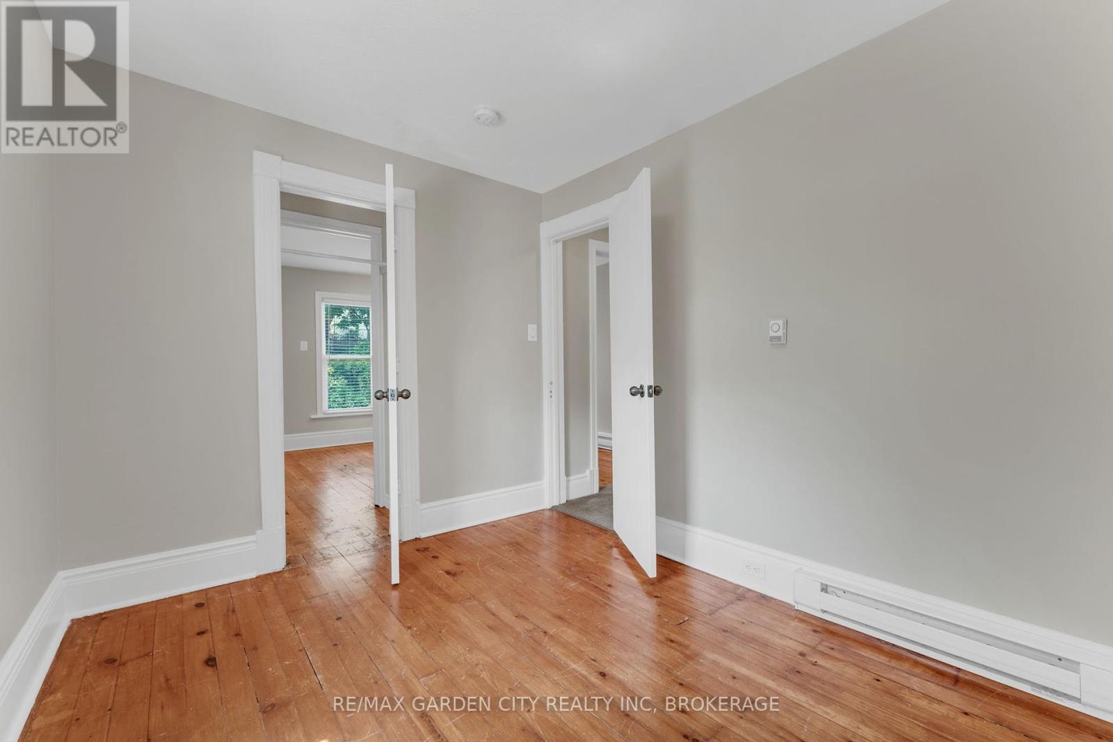 4208 Terrace Avenue, Niagara Falls, Ontario  L2E 3J4 - Photo 24 - X12231249