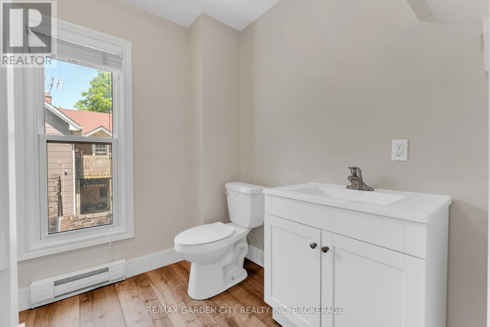 4208 Terrace Avenue, Niagara Falls, Ontario  L2E 3J4 - Photo 25 - X12231249