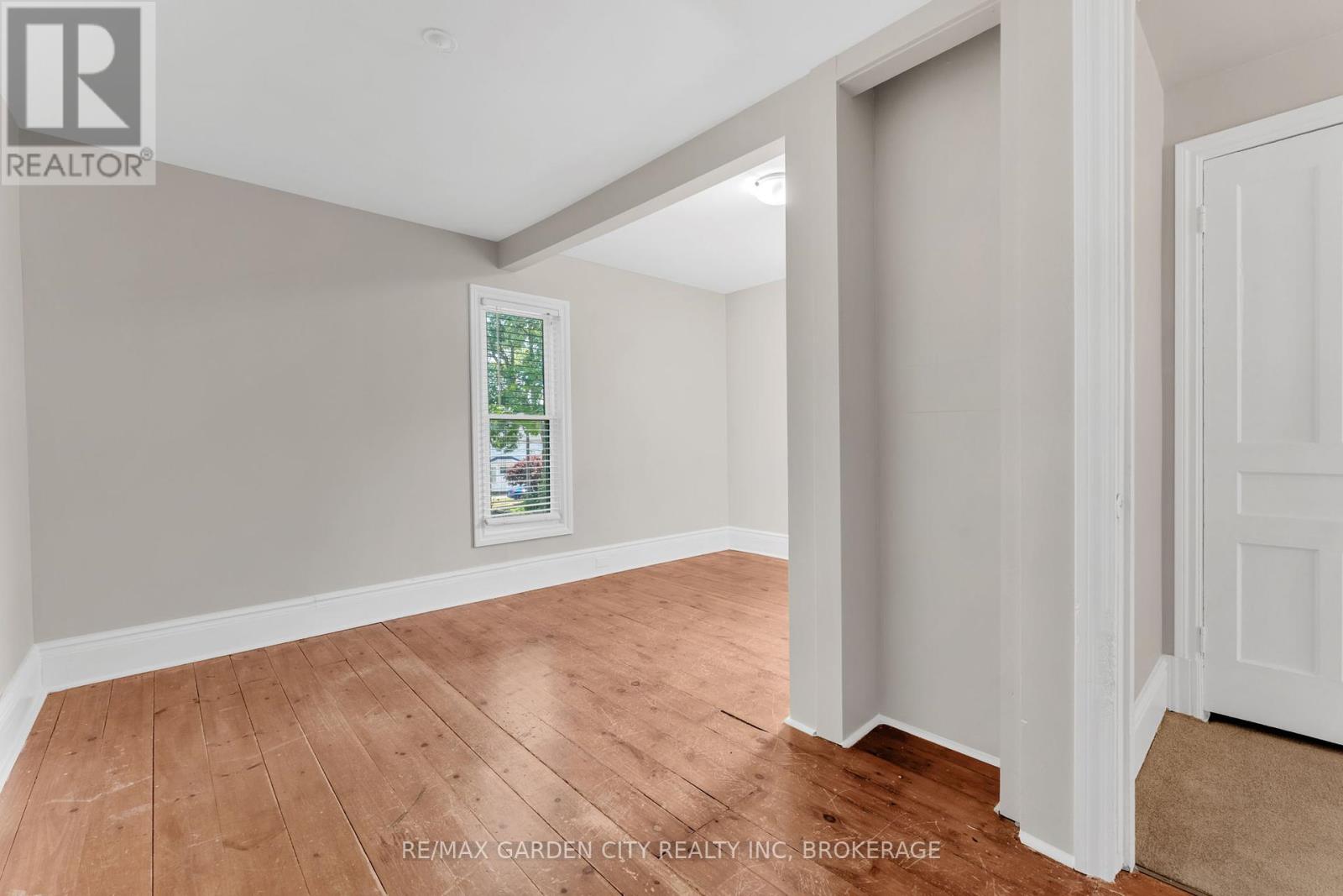 4208 Terrace Avenue, Niagara Falls, Ontario  L2E 3J4 - Photo 28 - X12231249