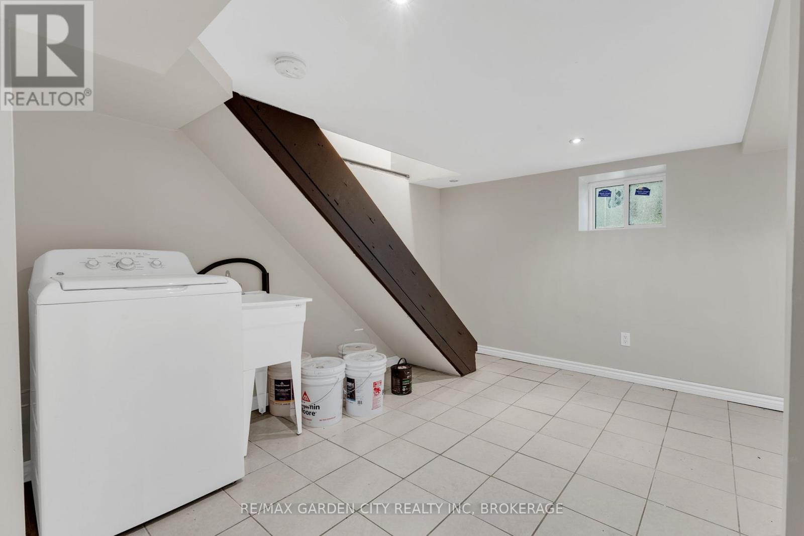 4208 Terrace Avenue, Niagara Falls, Ontario  L2E 3J4 - Photo 32 - X12231249