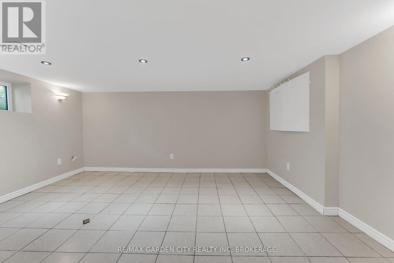 4208 Terrace Avenue, Niagara Falls, Ontario  L2E 3J4 - Photo 35 - X12231249