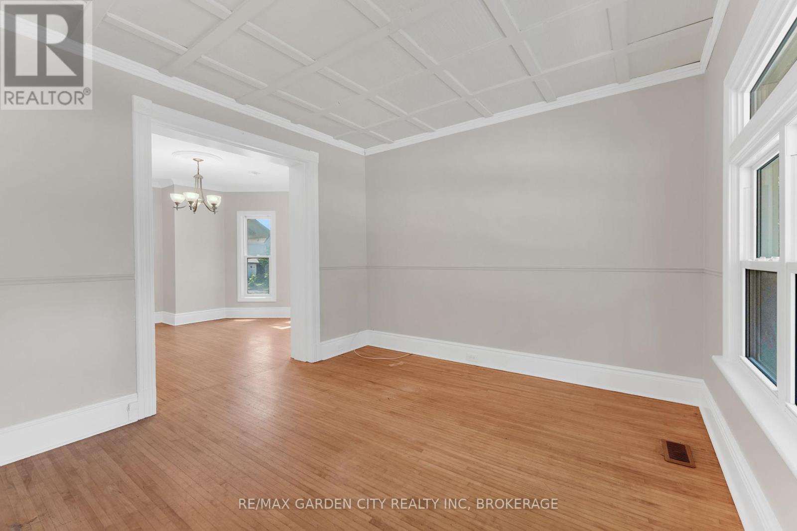 Property at 4208 TERRACE AVENUE image 5