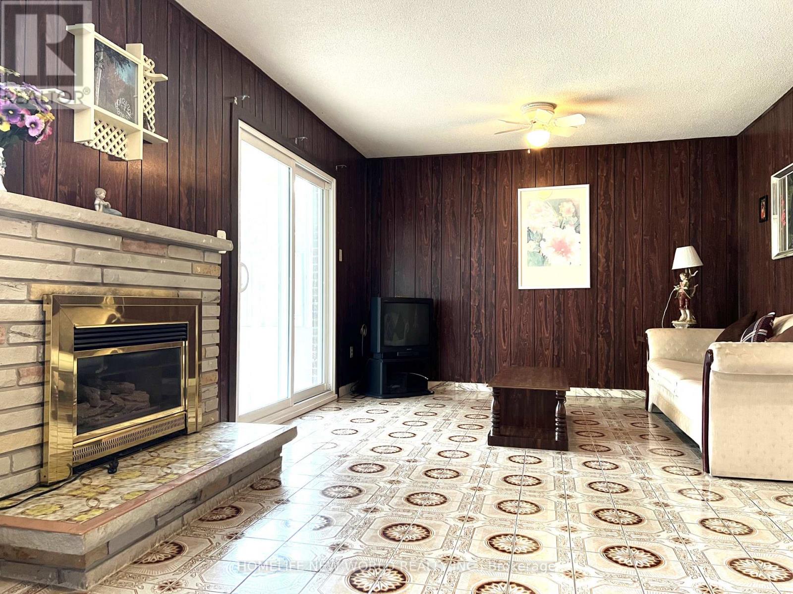 2a Fairglen Avenue, Toronto (L'amoreaux), Ontario  M1T 1G7 - Photo 18 - E12231254