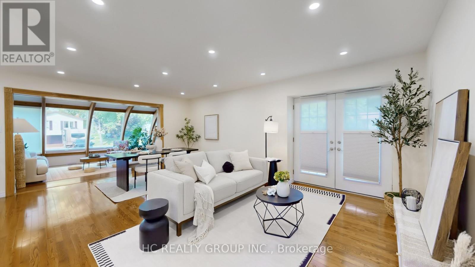 Property at 21 SIR CONSTANTINE DRIVE image 3