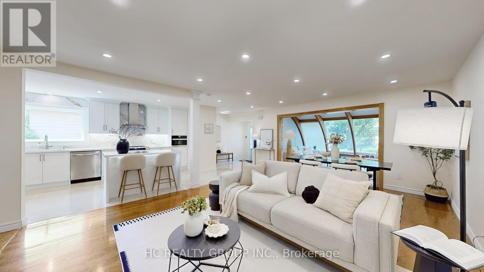 Property at 21 SIR CONSTANTINE DRIVE image 4