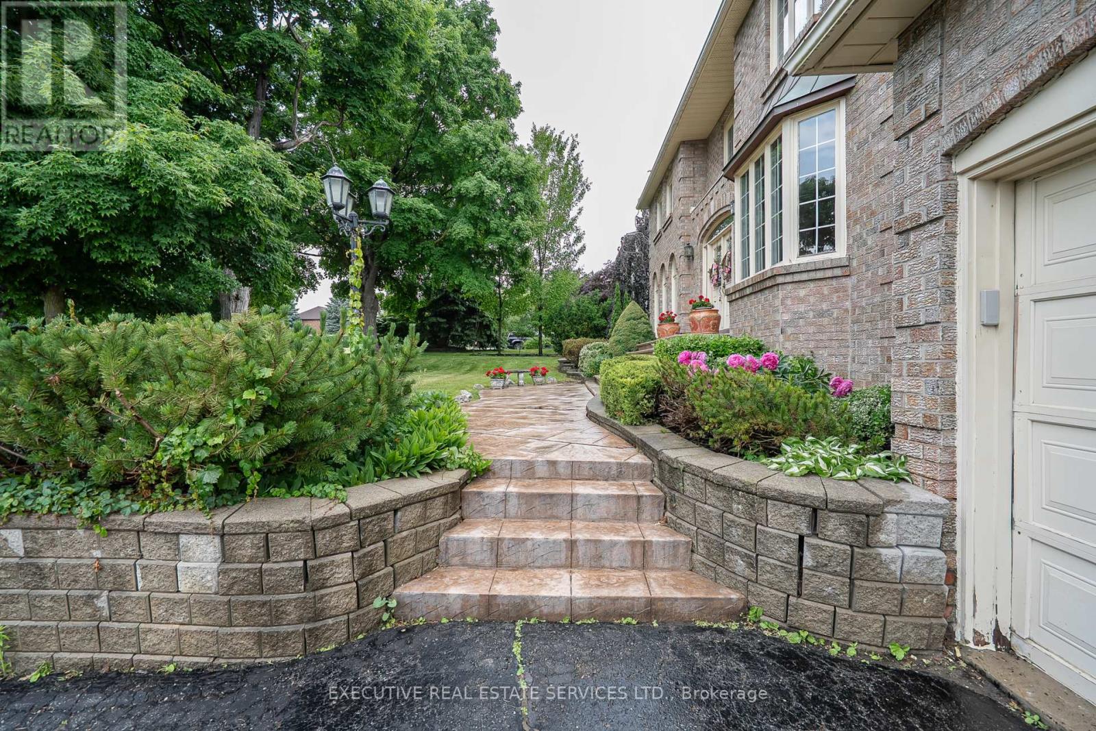 Property at 503 CONSERVATION DRIVE image 4