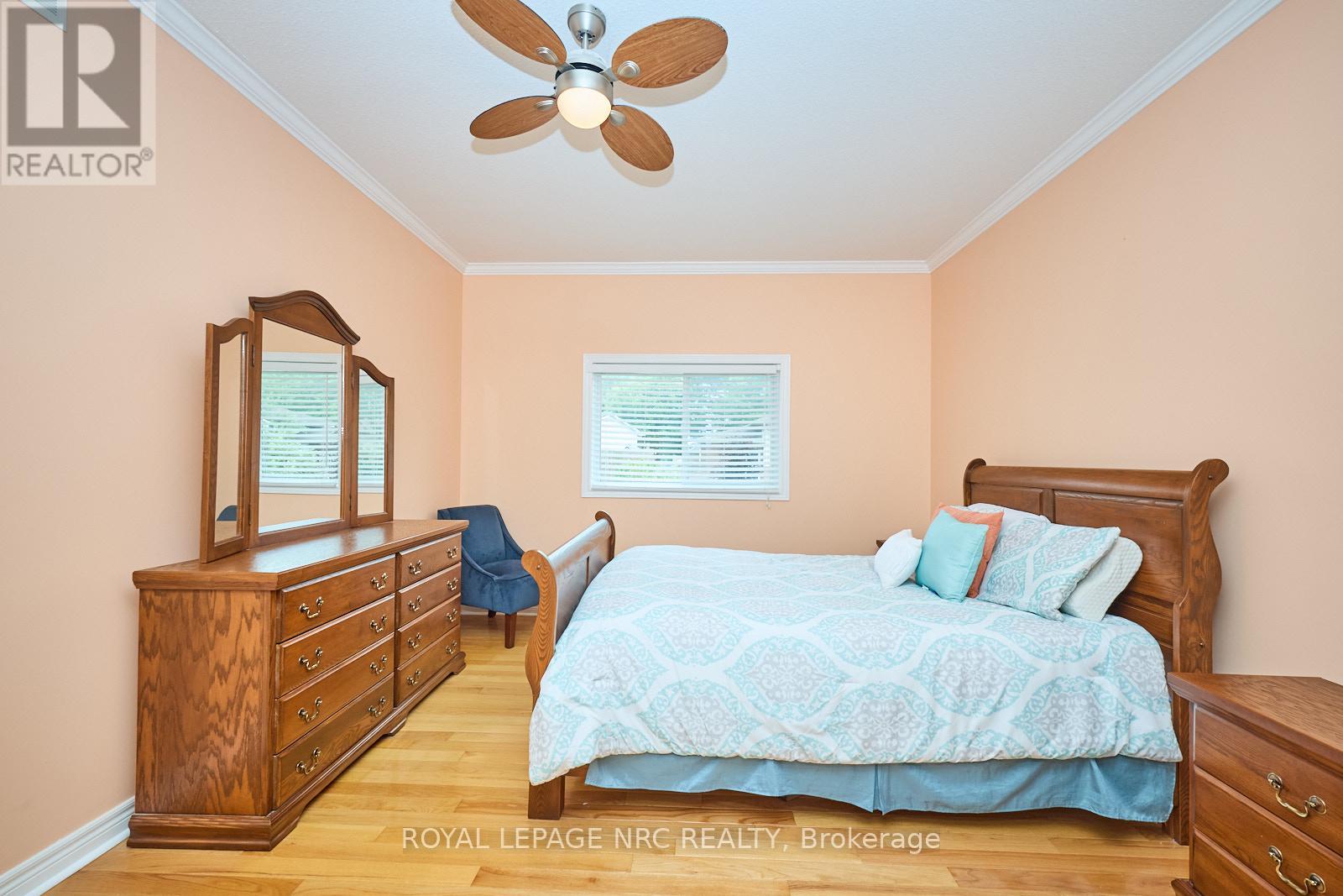 4100 Kalar Road, Niagara Falls, Ontario  L2H 1S6 - Photo 21 - X12231269