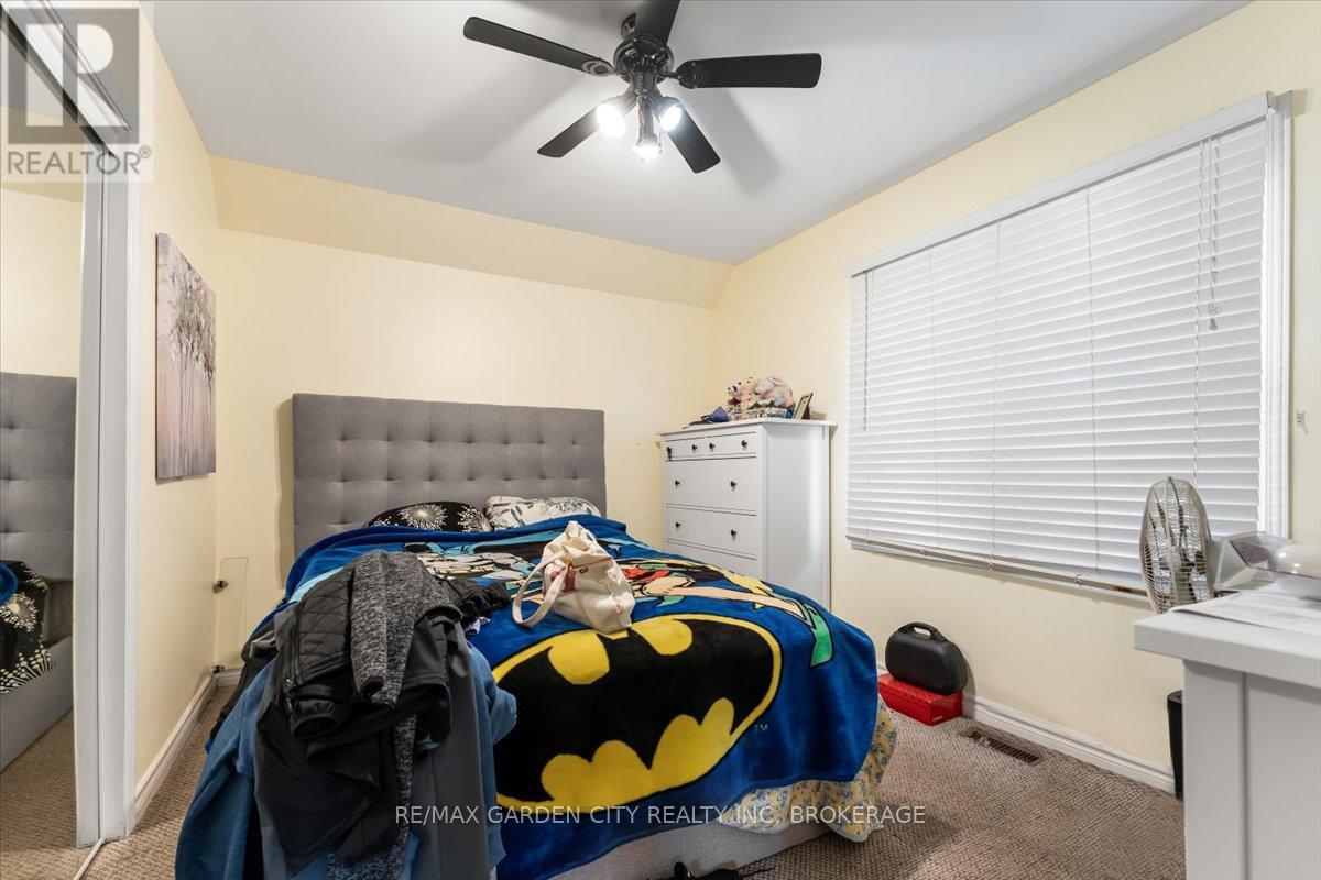 4115 May Avenue, Niagara Falls (Downtown), Ontario  L2E 3H6 - Photo 10 - X12231277