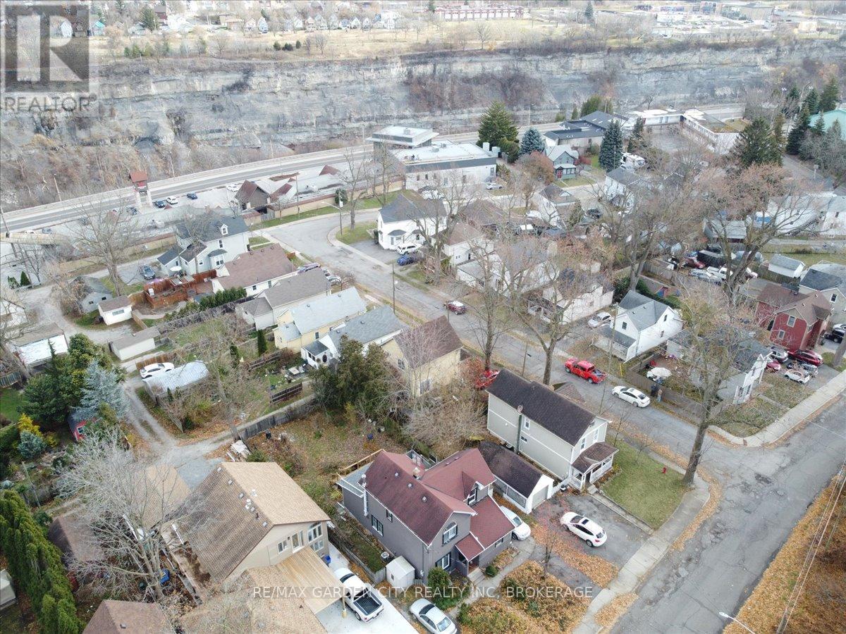 4115 May Avenue, Niagara Falls (Downtown), Ontario  L2E 3H6 - Photo 21 - X12231277