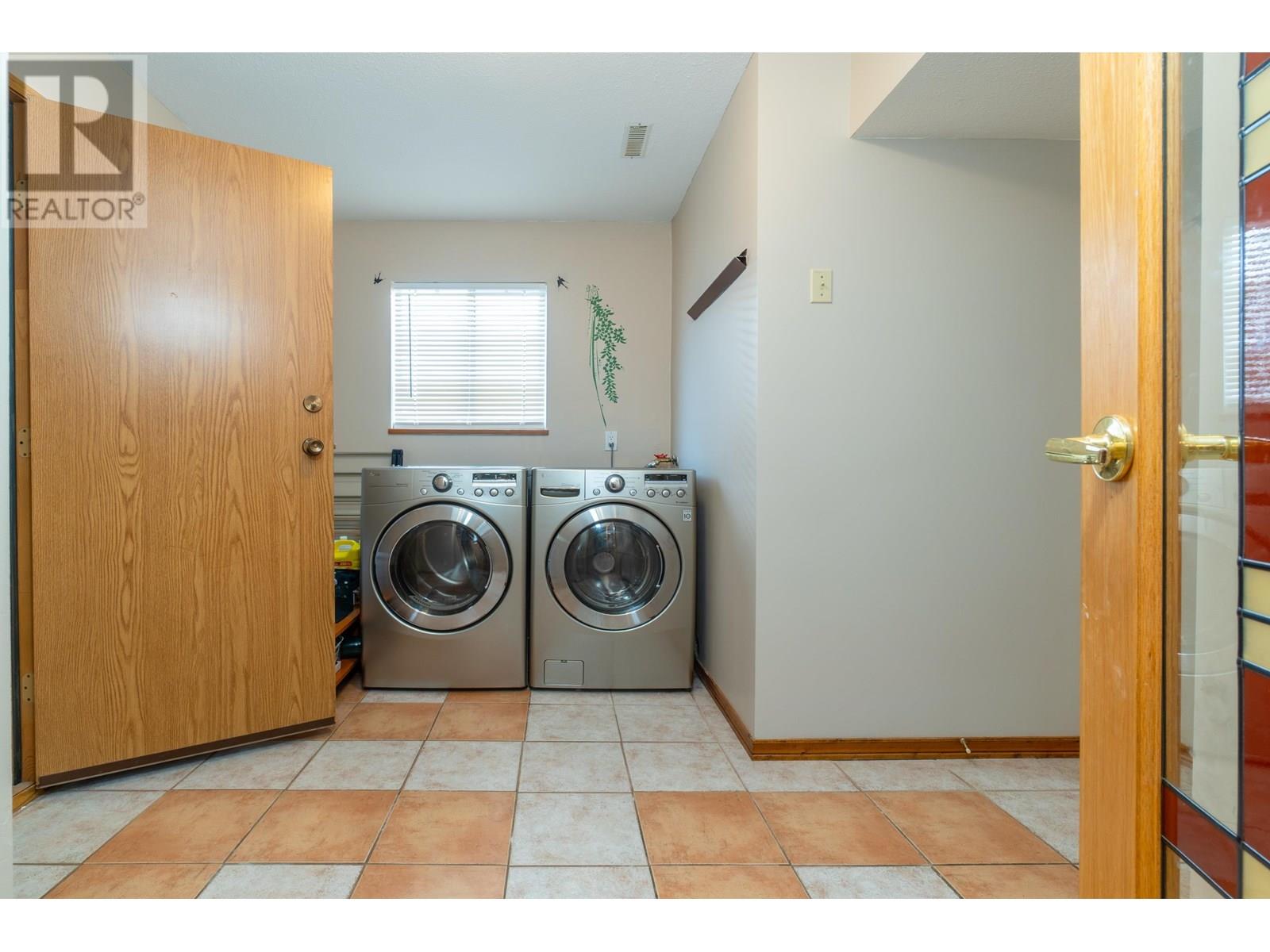 1426 Gabriola Drive, Coquitlam, British Columbia  V3E 2B8 - Photo 24 - R3017629