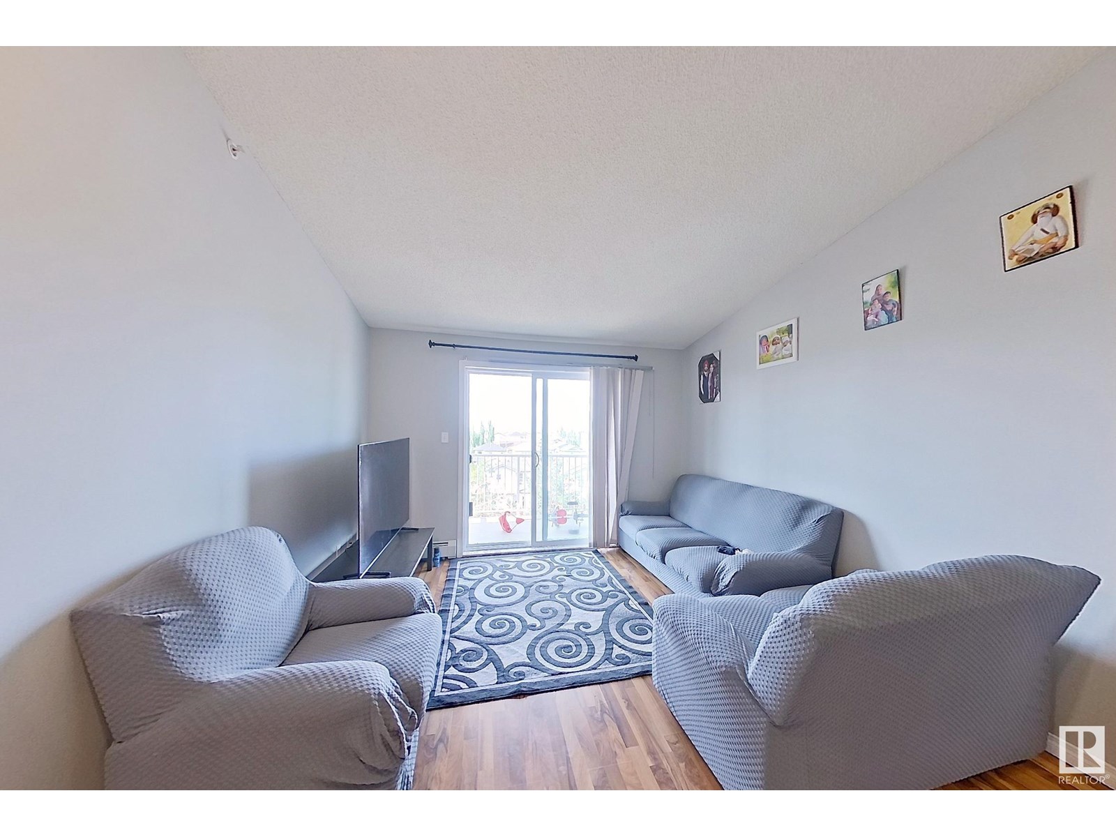 Property at #418 3425 19 ST NW image 3