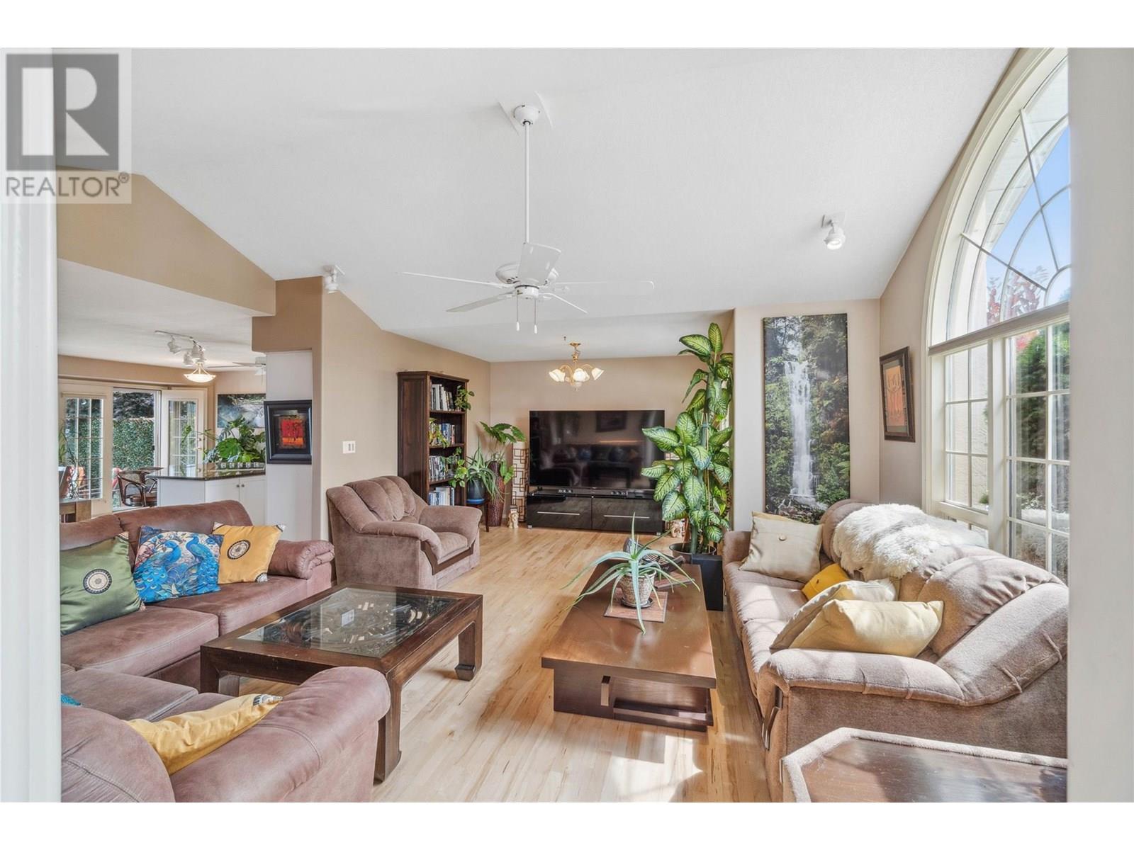 Property at 1840 MCKINLEY Court image 4