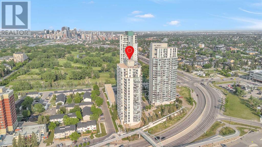 Property at 2201, 55 Spruce Place SW image 3