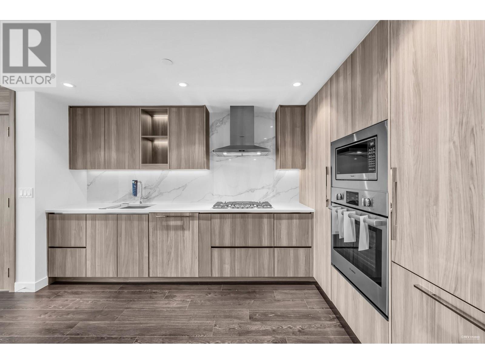 815 8611 Hazelbridge Way, Richmond, British Columbia  V6X 0W8 - Photo 3 - R3016596