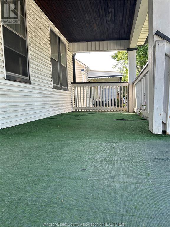 Property at 1024 CAMPBELL AVENUE image 5