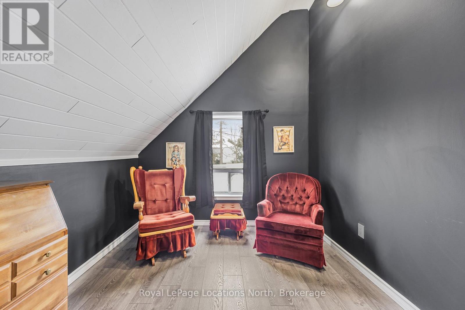 148 Marsh Street, Blue Mountains, Ontario  N0H 1J0 - Photo 25 - X12231336