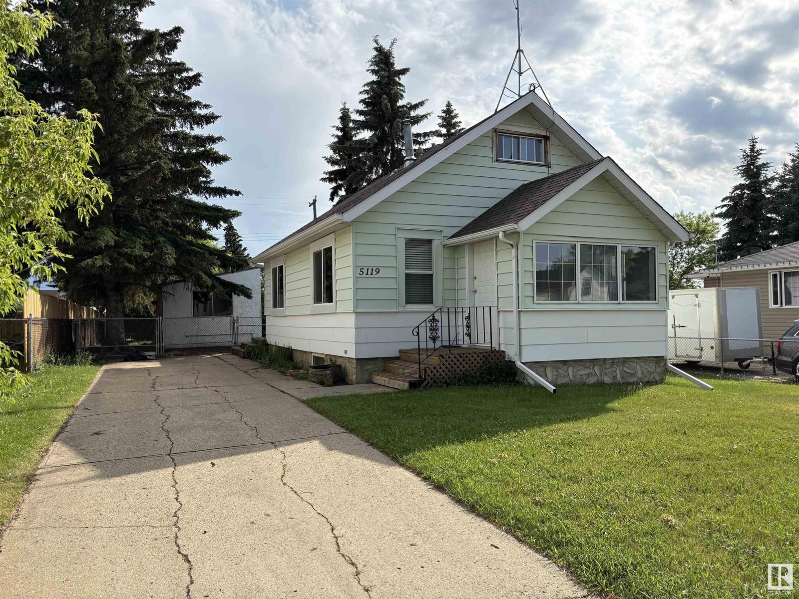 5119 53 Ave, Tofield, Alberta