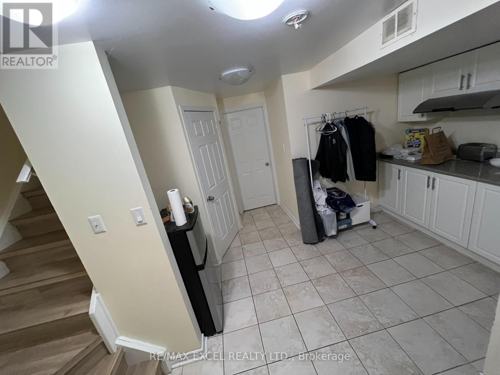 16 Boake Street, Toronto, Ontario  M3J 0B6 - Photo 6 - W12231288