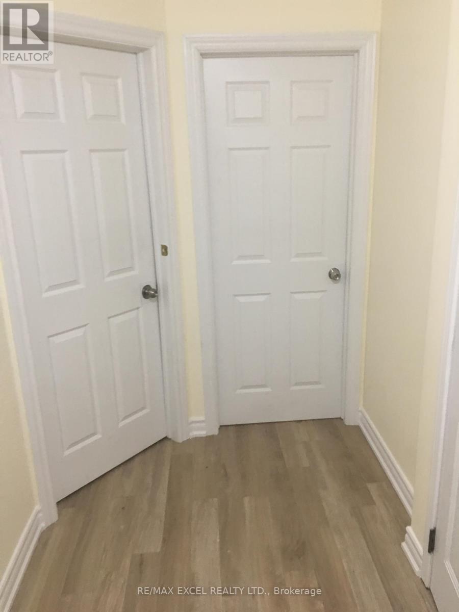 16 Boake Street, Toronto, Ontario  M3J 0B6 - Photo 9 - W12231288
