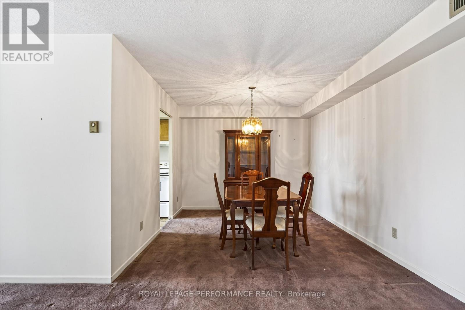 2006 - 1500 Riverside Drive, Ottawa, Ontario  K1G 4J4 - Photo 17 - X12231358