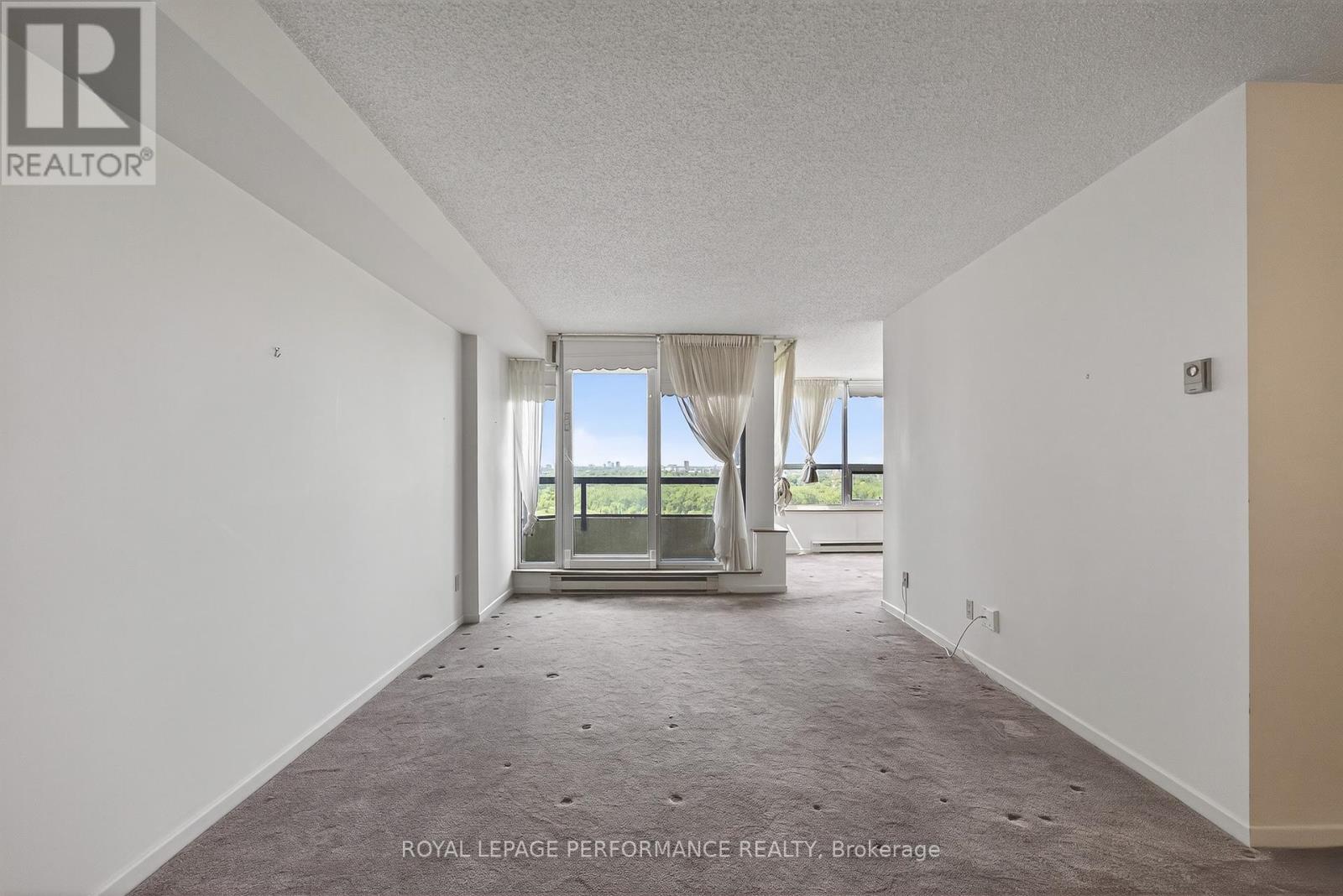 2006 - 1500 Riverside Drive, Ottawa, Ontario  K1G 4J4 - Photo 19 - X12231358